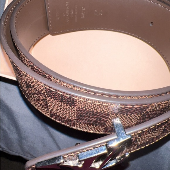 Louis Vuitton belt authentic - Picture 2 of 9